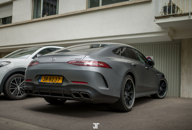 Mercedes-AMG GT 63 S X290