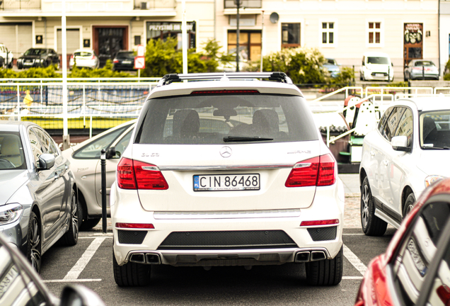 Mercedes-Benz GL 63 AMG X166