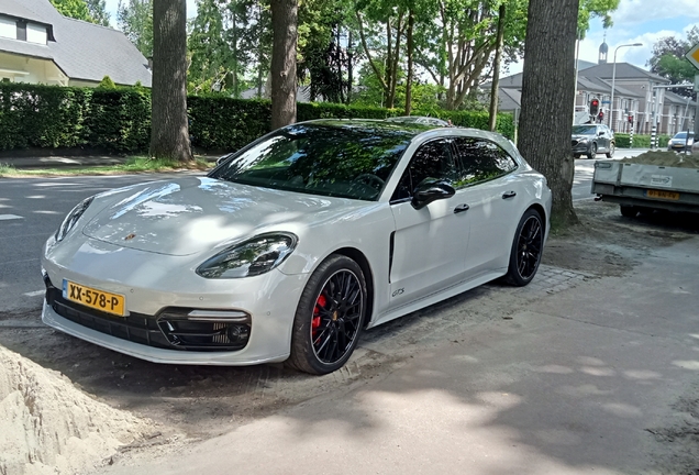 Porsche 971 Panamera GTS Sport Turismo