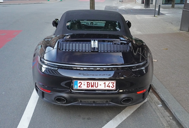 Porsche 992 Carrera 4 GTS Cabriolet