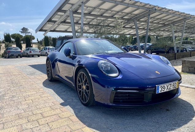 Porsche 992 Carrera 4S Cabriolet