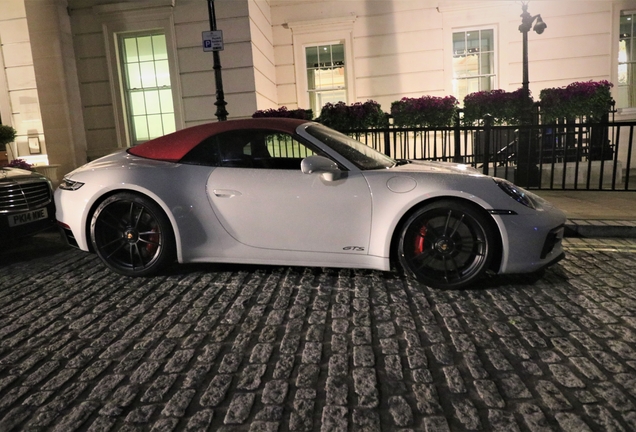 Porsche 992 Carrera GTS Cabriolet