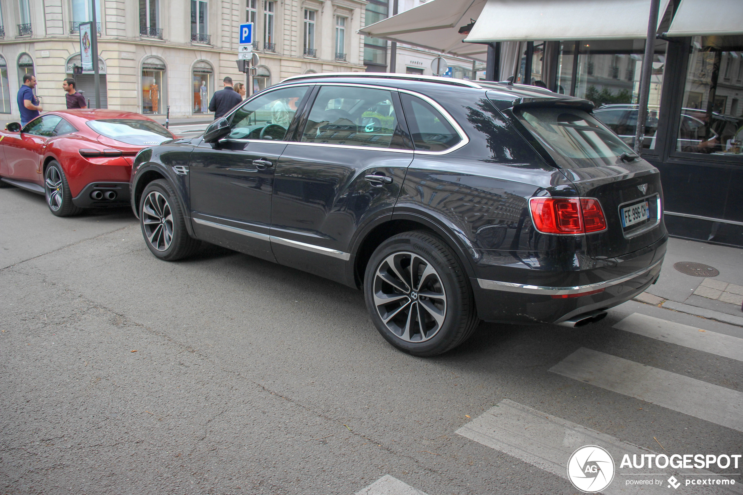 Bentley Bentayga V8