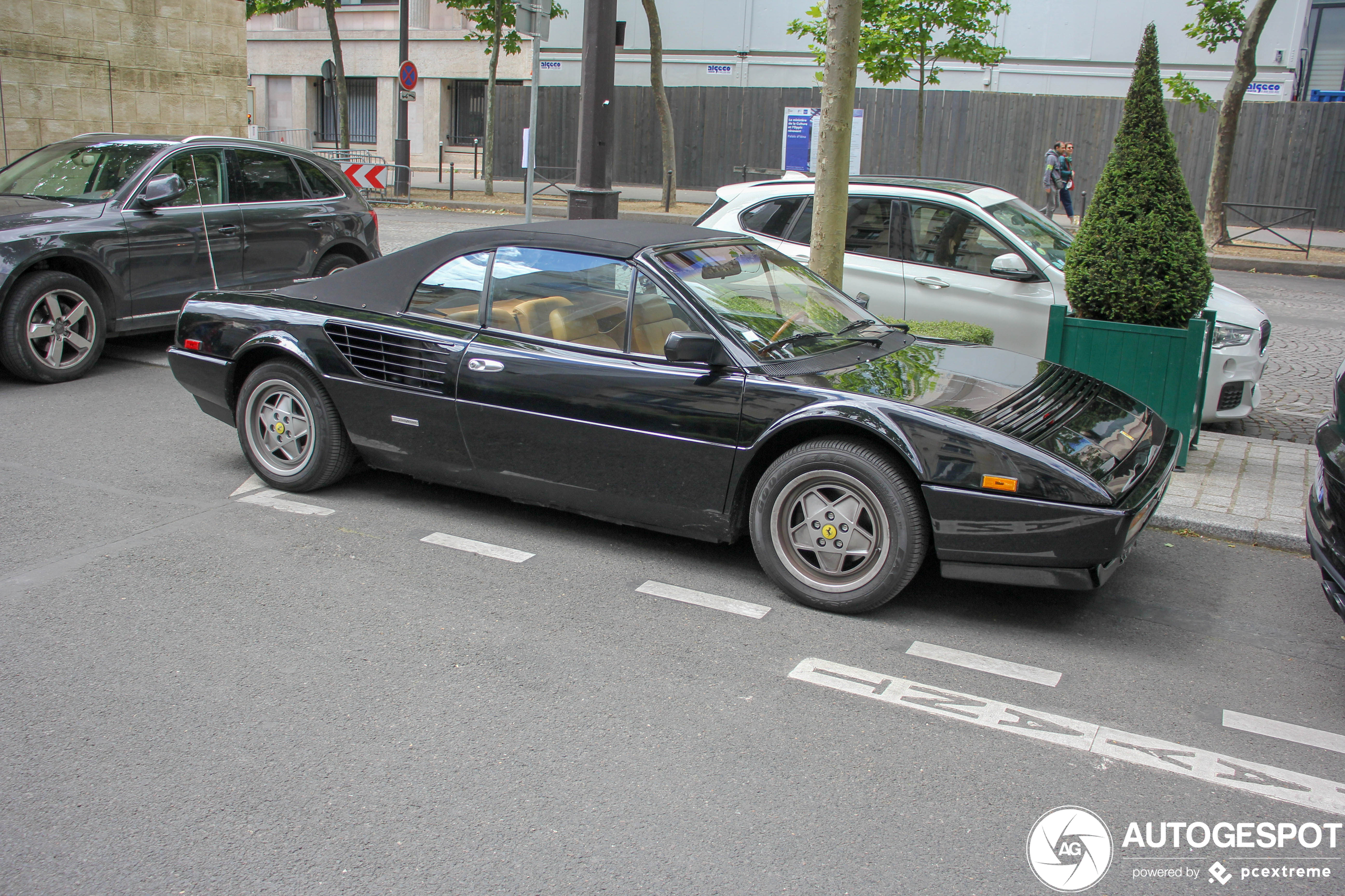 Ferrari Mondial 3.2 Cabriolet