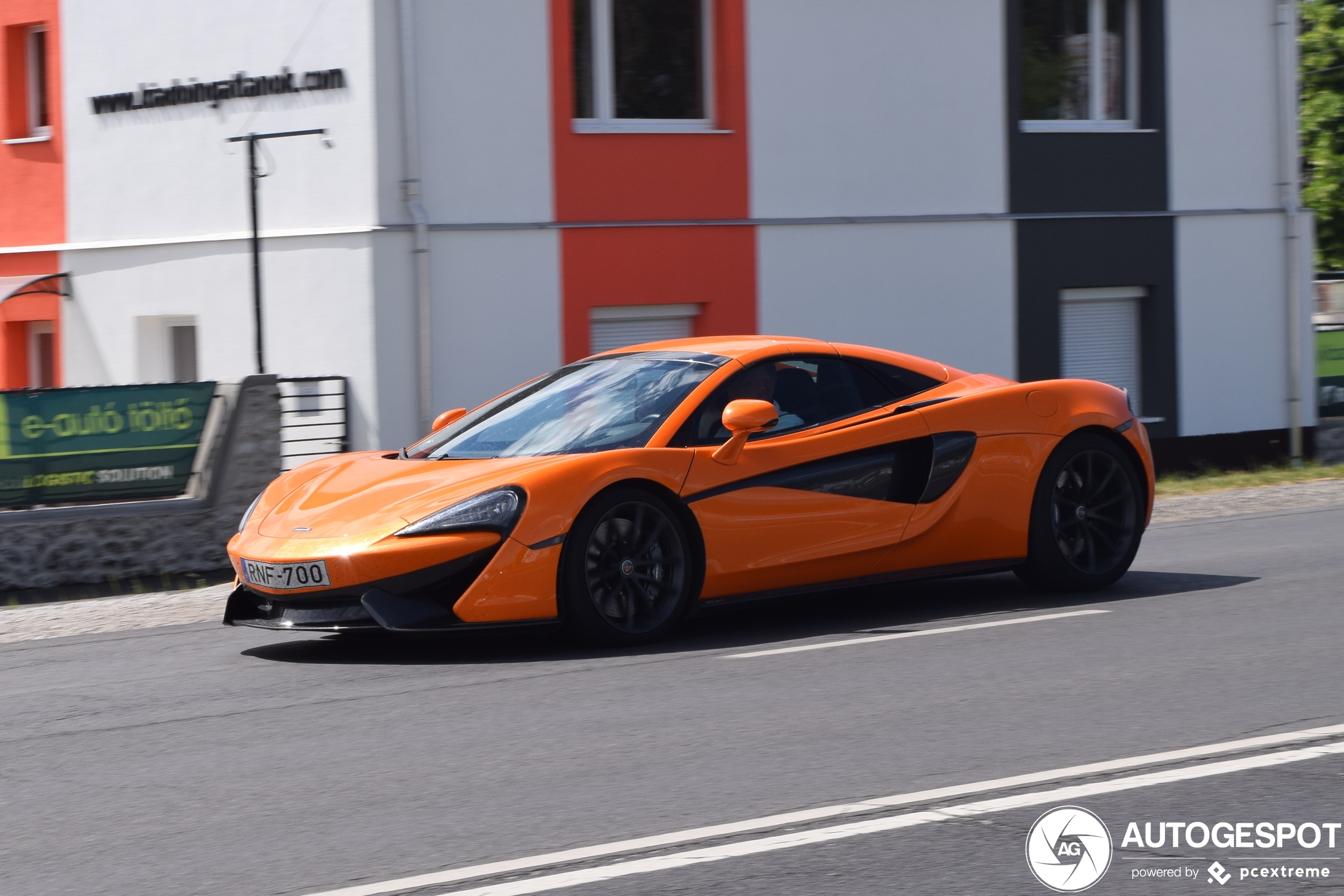 McLaren 570S Spider