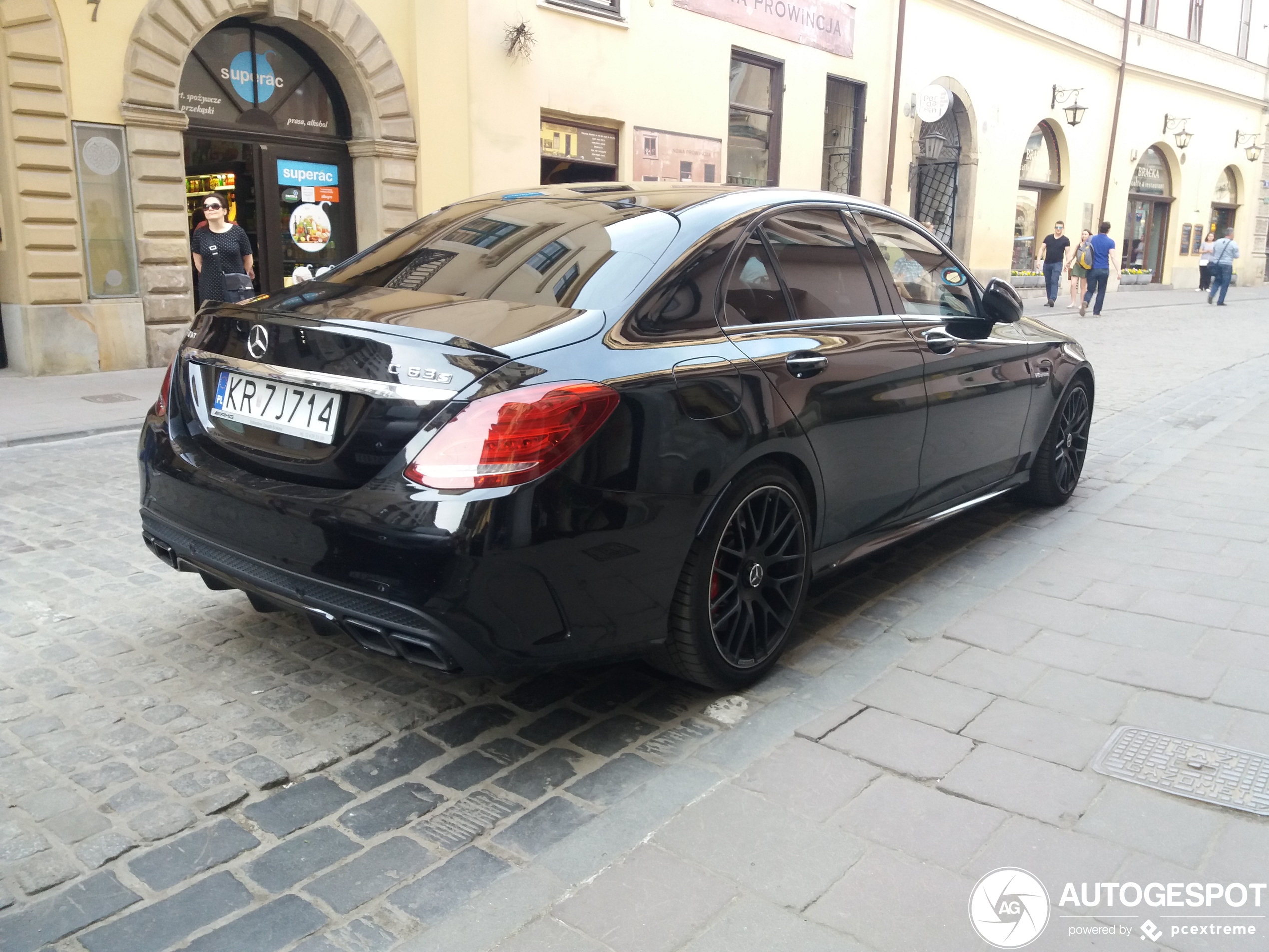 Mercedes-AMG C 63 S W205