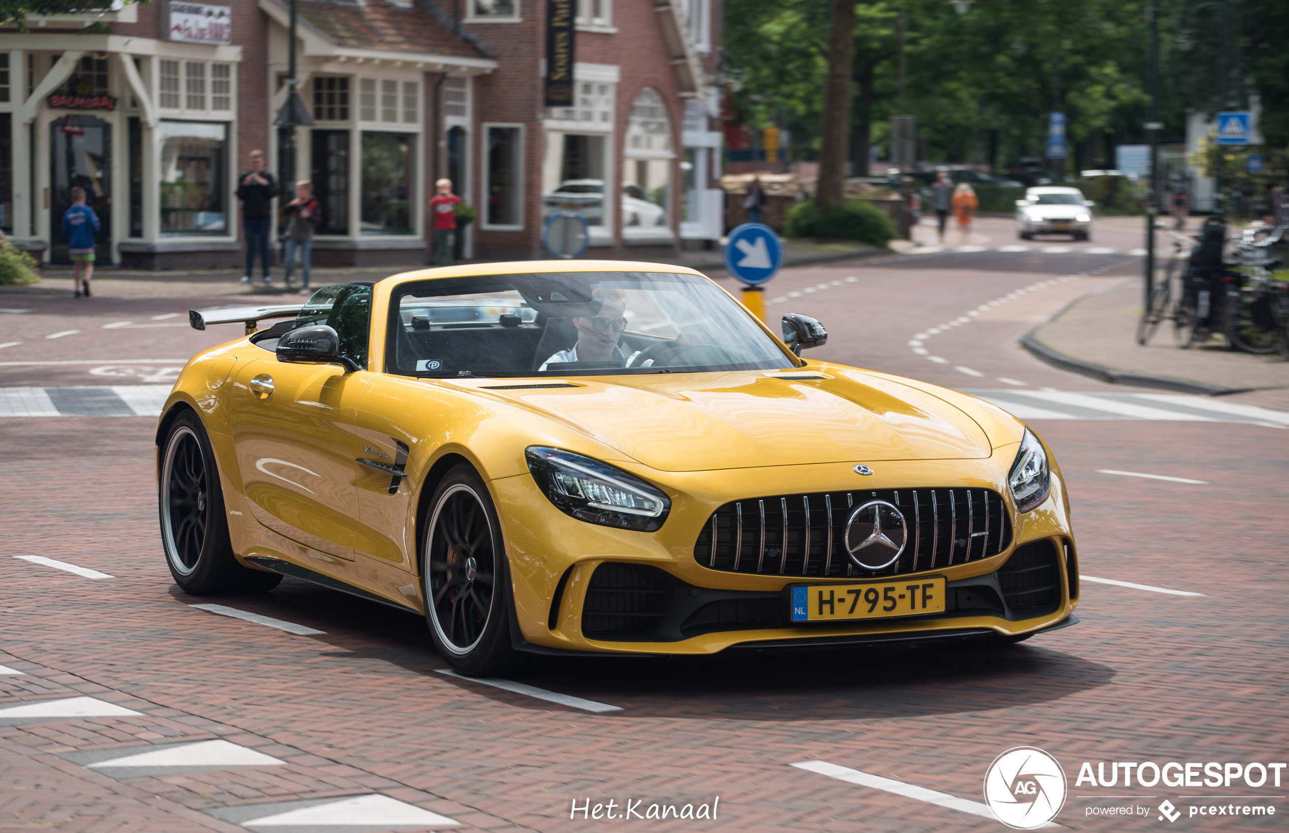 Mercedes-AMG GT R Roadster R190