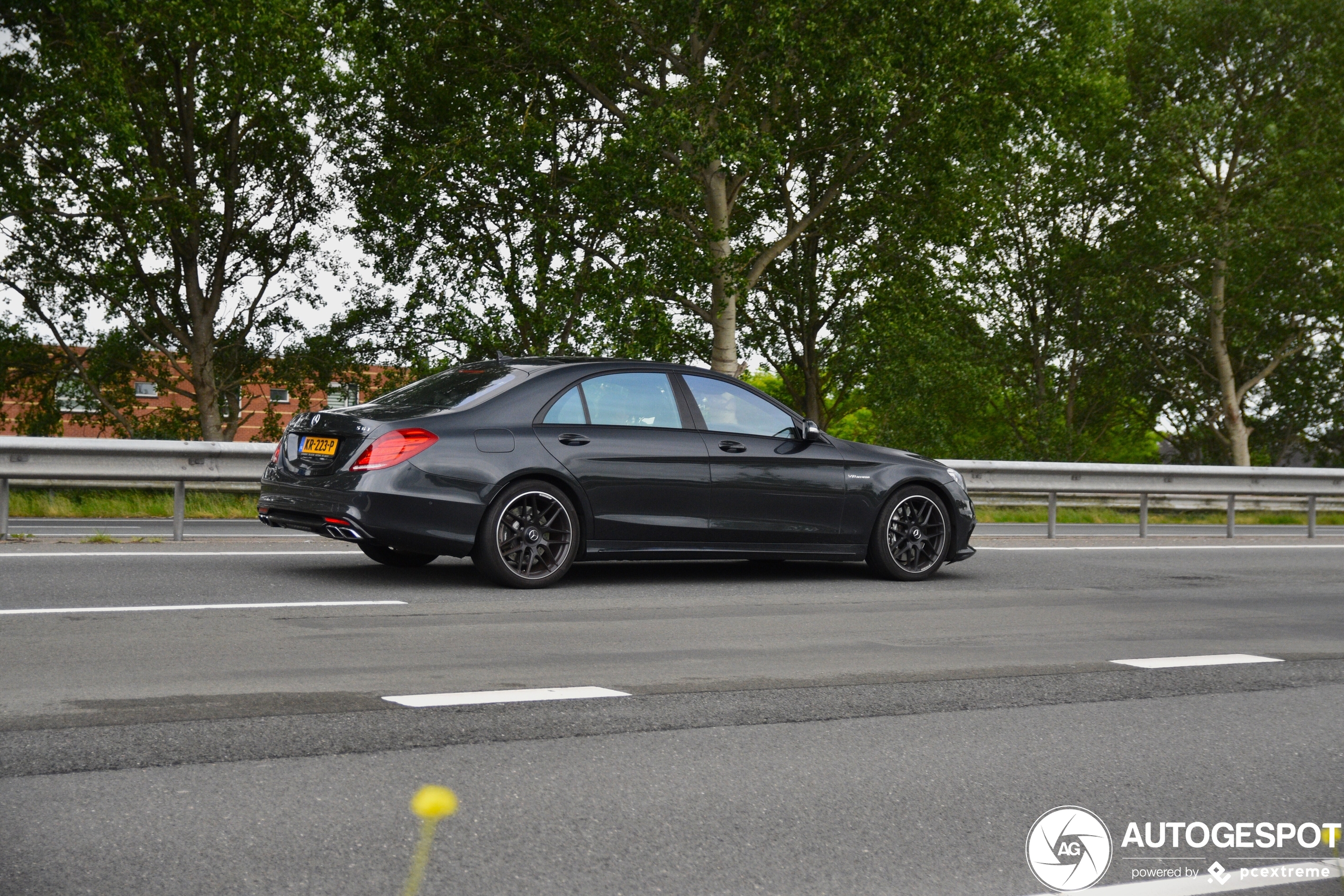 Mercedes-AMG S 63 V222