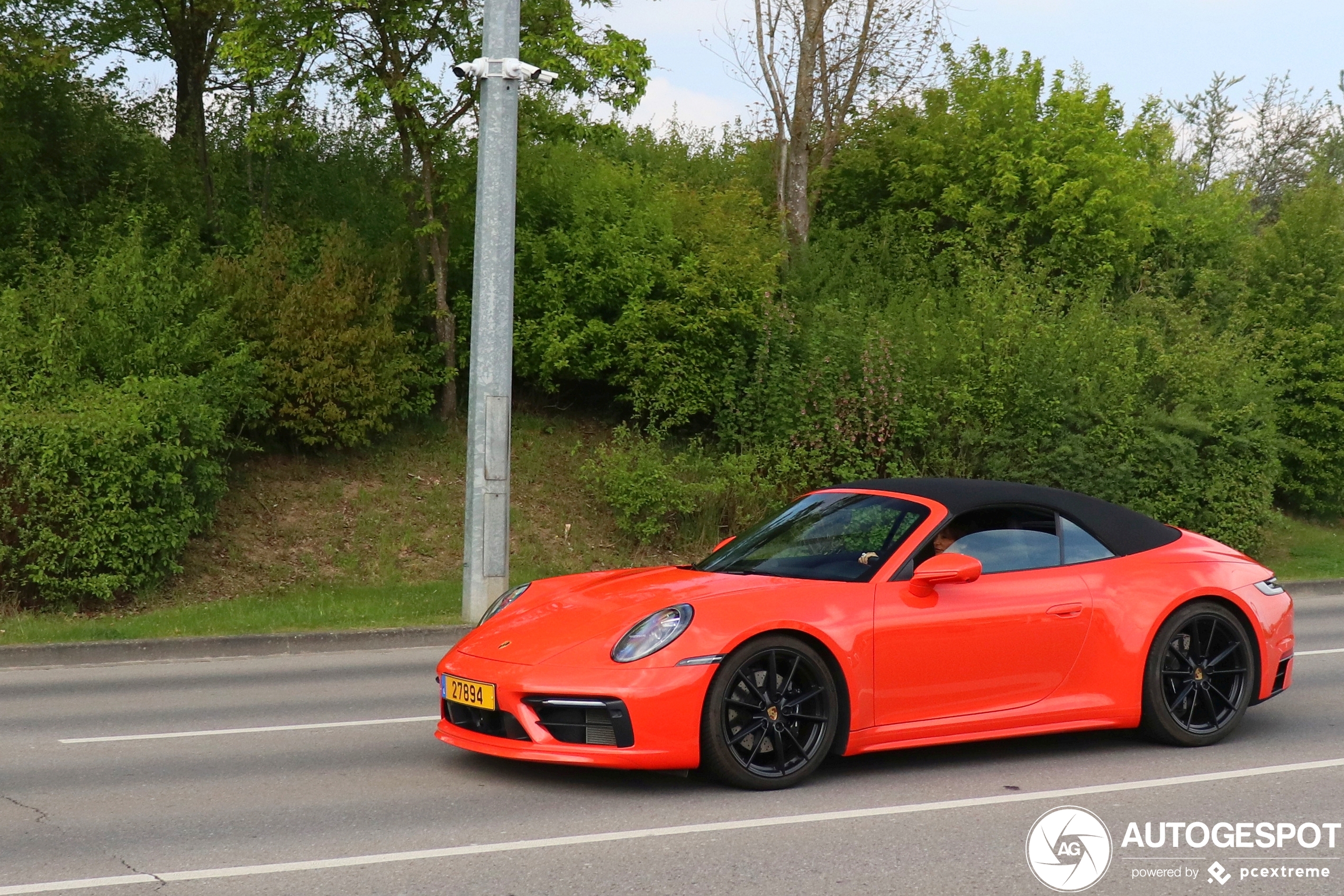 Porsche 992 Carrera 4S Cabriolet