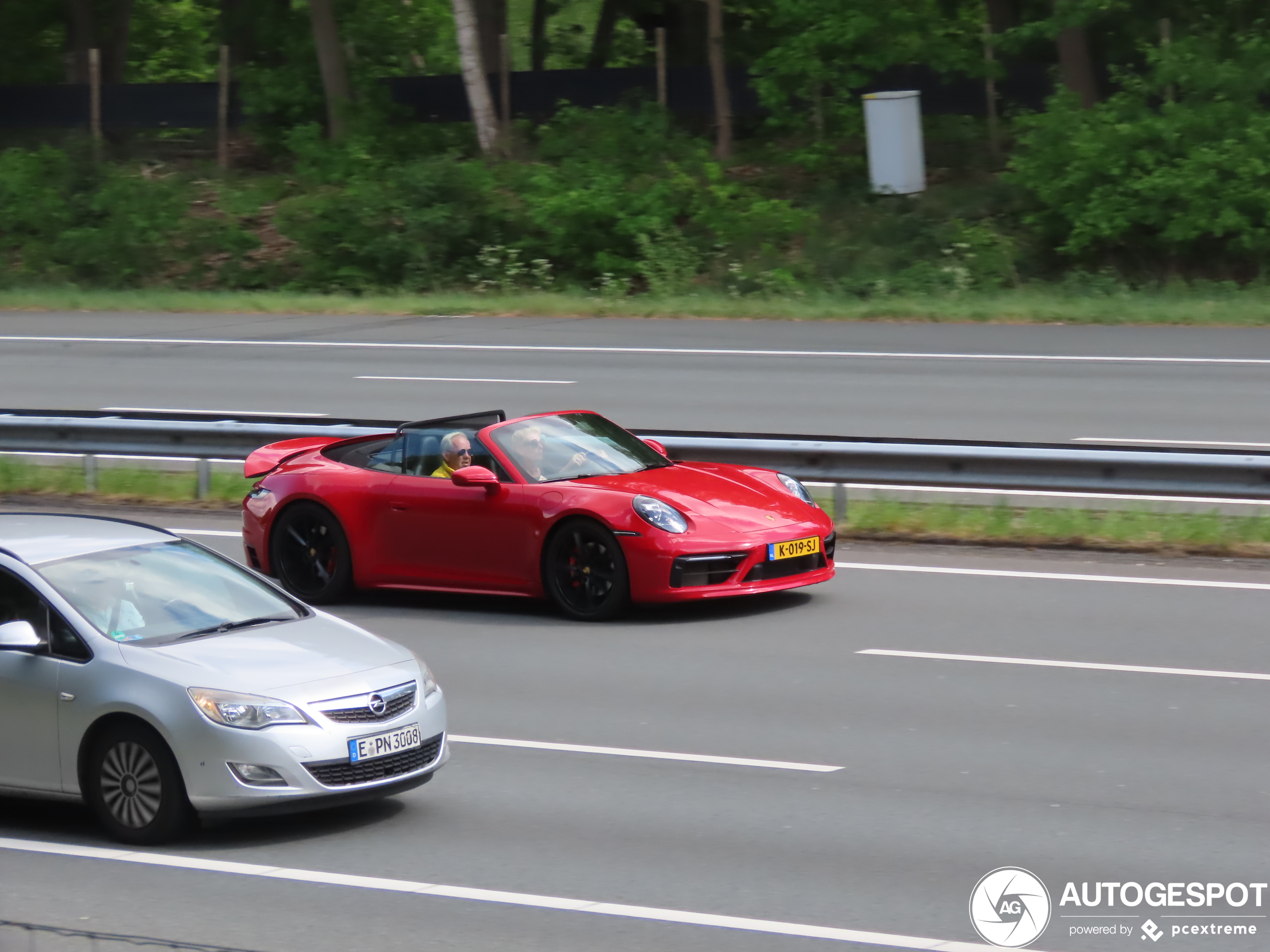 Porsche 992 Carrera 4S Cabriolet