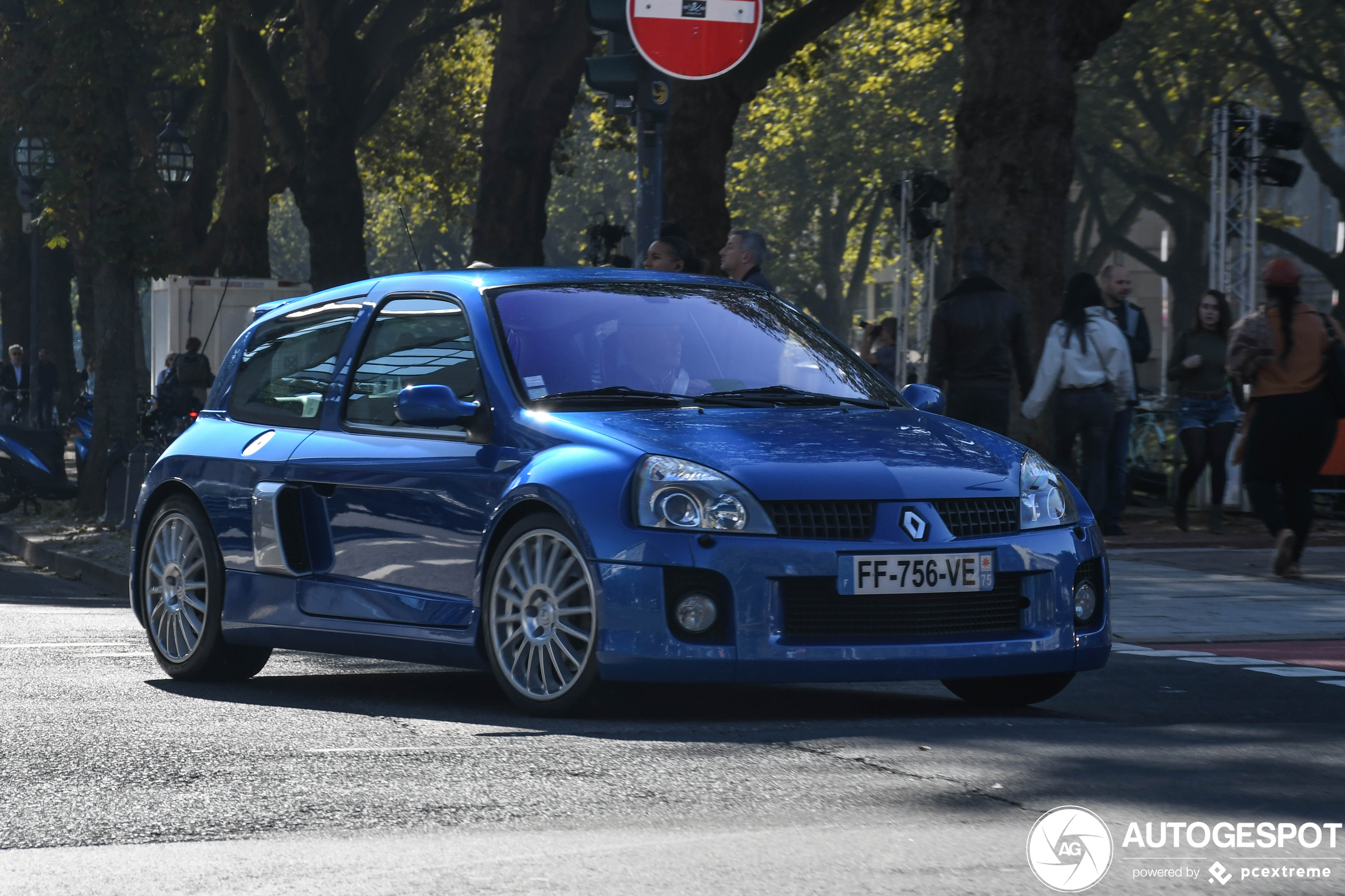 Renault Clio V6 Phase II