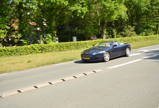 Aston Martin DB9 Volante