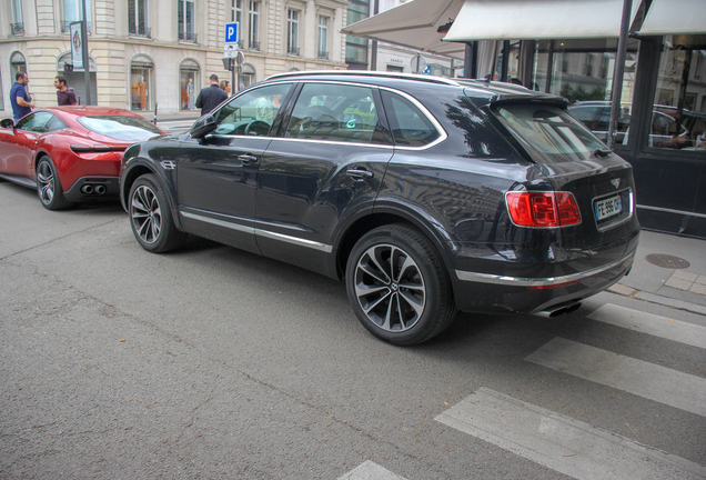 Bentley Bentayga V8