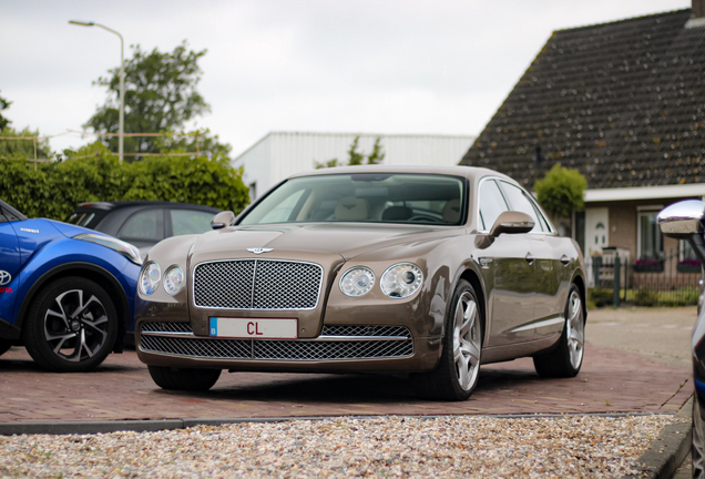 Bentley Flying Spur W12