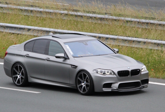 BMW M5 F10 30 Jahre Edition