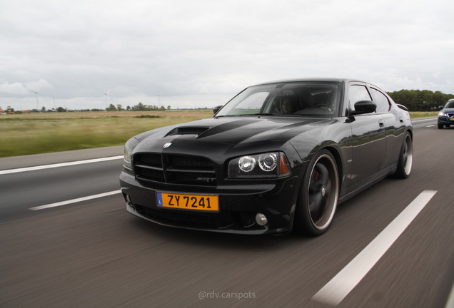 Dodge Charger SRT-8