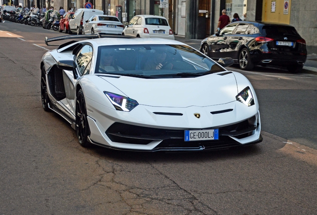 Lamborghini Aventador LP770-4 SVJ