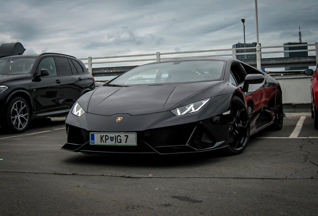 Lamborghini Huracán LP640-4 EVO