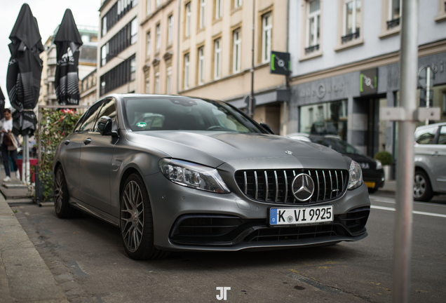 Mercedes-AMG C 63 S W205 2018