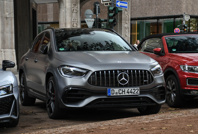 Mercedes-AMG GLA 45 S 4MATIC+ H247