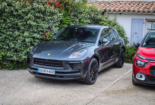 Porsche 95B Macan GTS MkIII