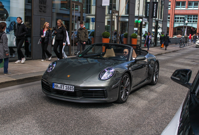 Porsche 992 Carrera 4S Cabriolet