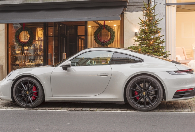 Porsche 992 Carrera S