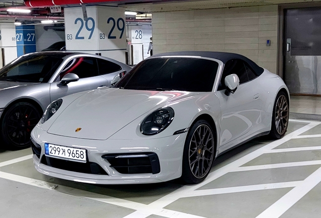 Porsche 992 Carrera S Cabriolet