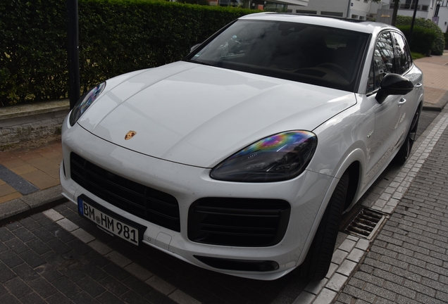 Porsche Cayenne Turbo S E-Hybrid