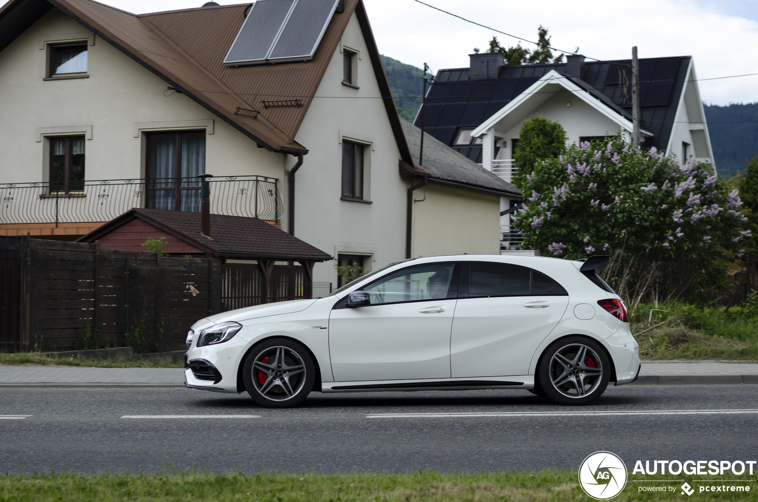 Mercedes-AMG A 45 W176 2015