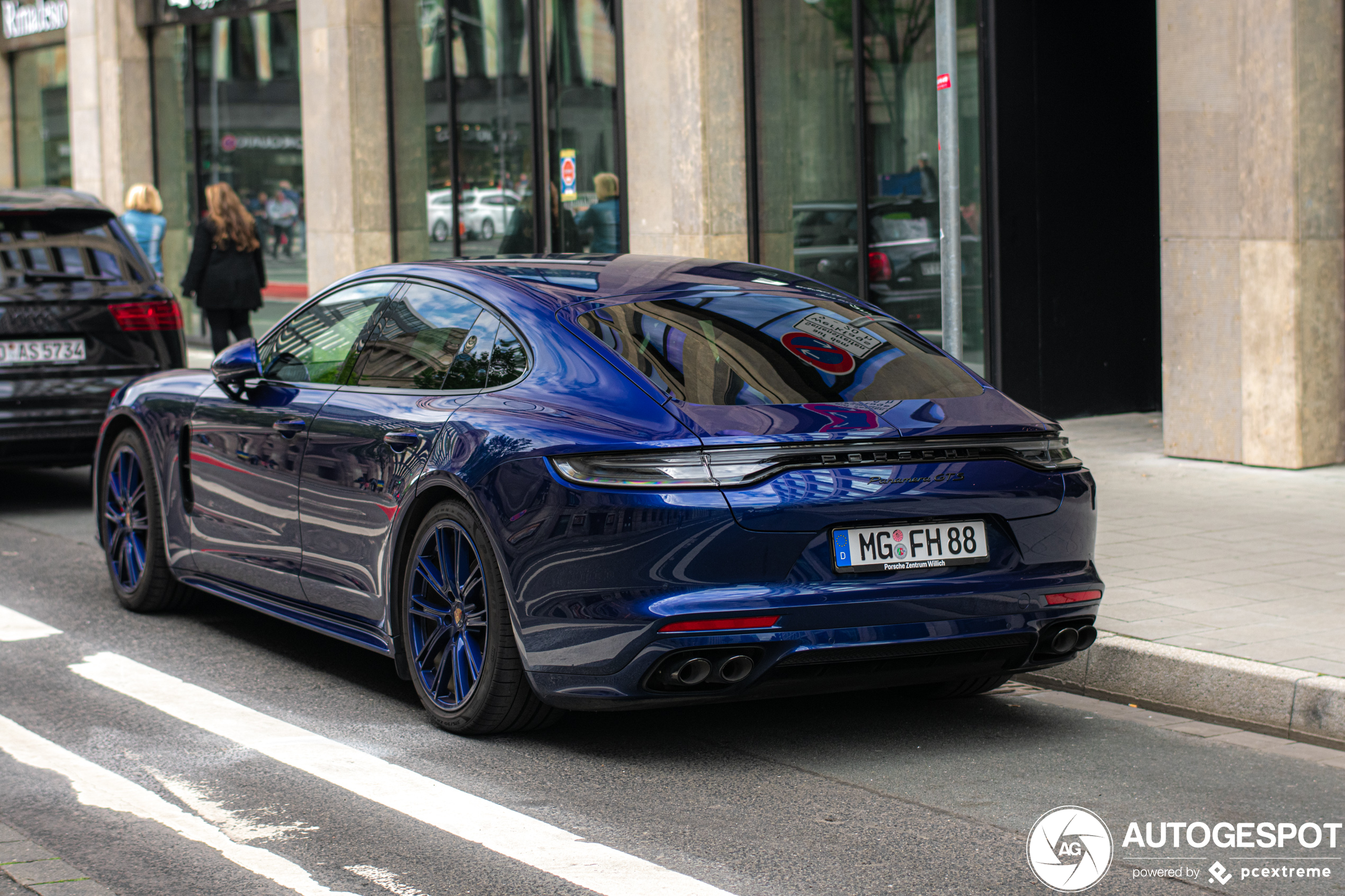 Porsche 971 Panamera GTS MkII