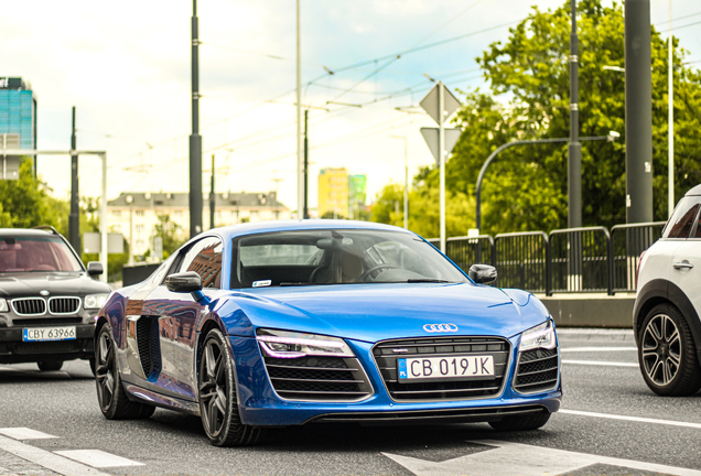 Audi R8 V10 Plus 2013