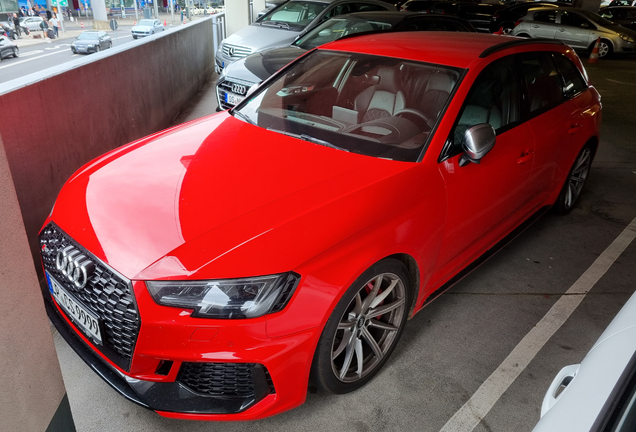 Audi RS4 Avant B9