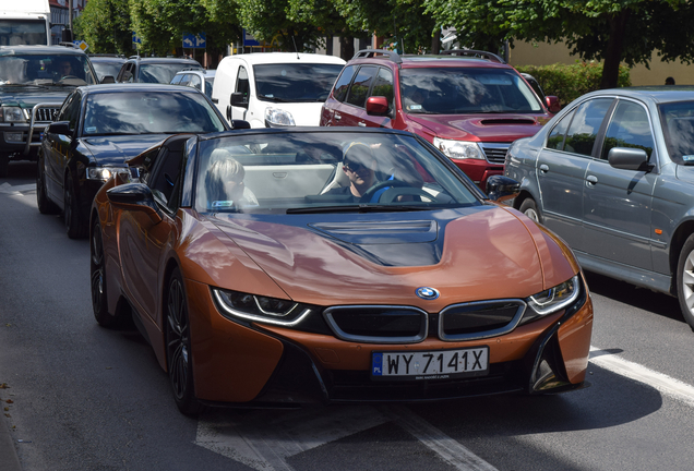 BMW i8 Roadster