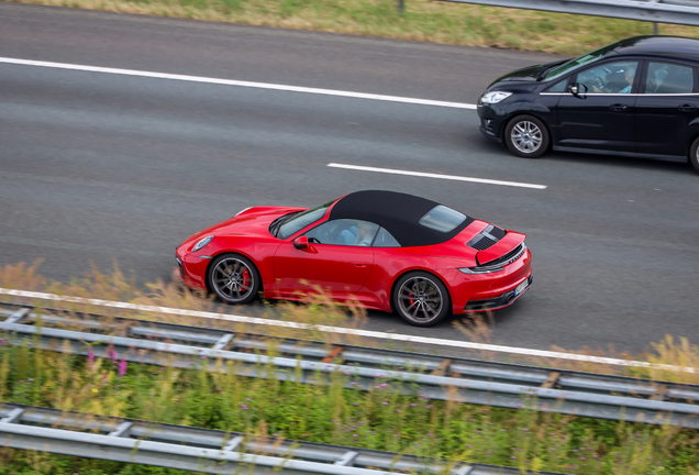 Porsche 992 Carrera S Cabriolet