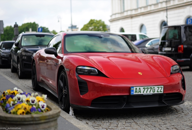 Porsche Taycan Turbo S