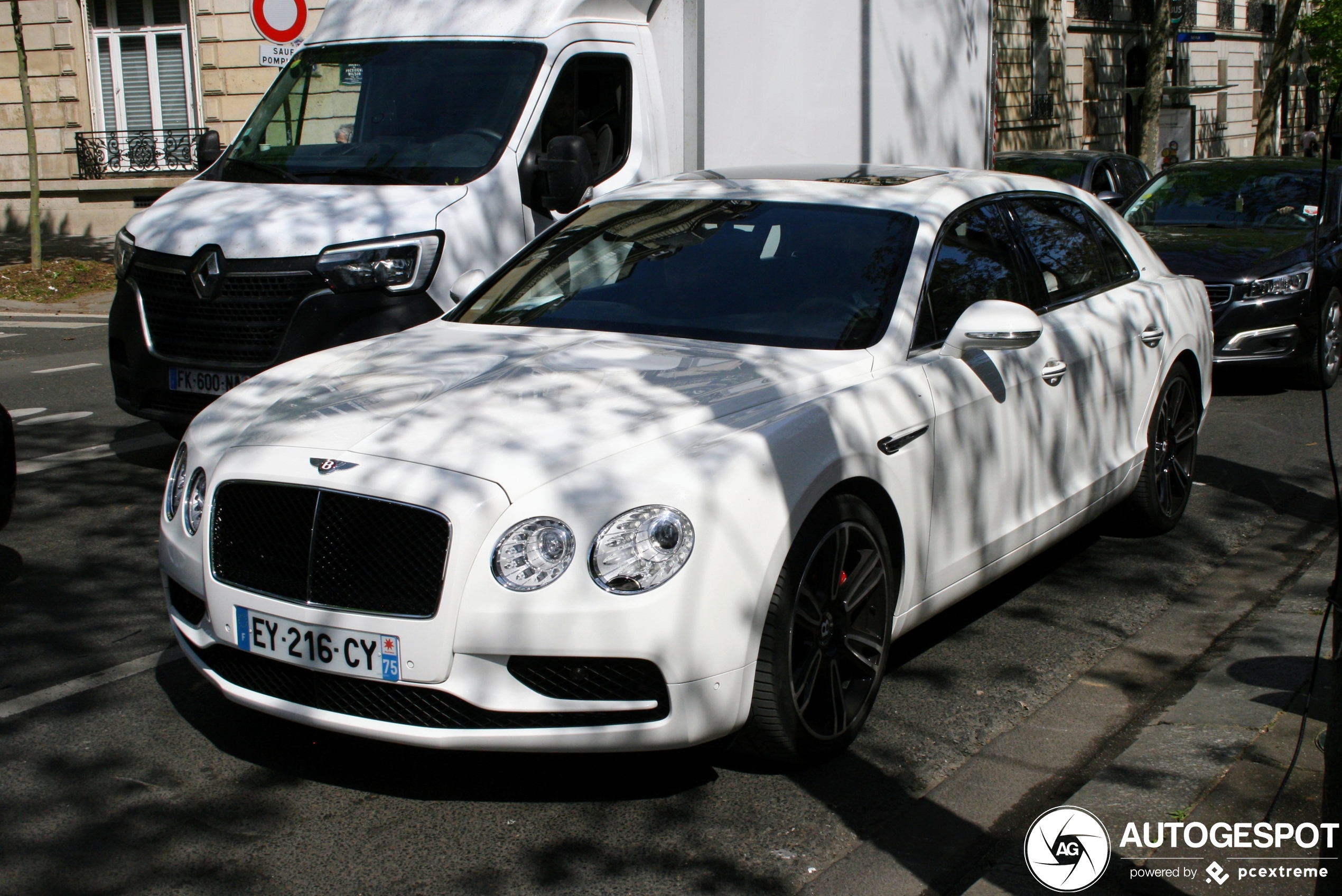 Bentley Flying Spur V8 S