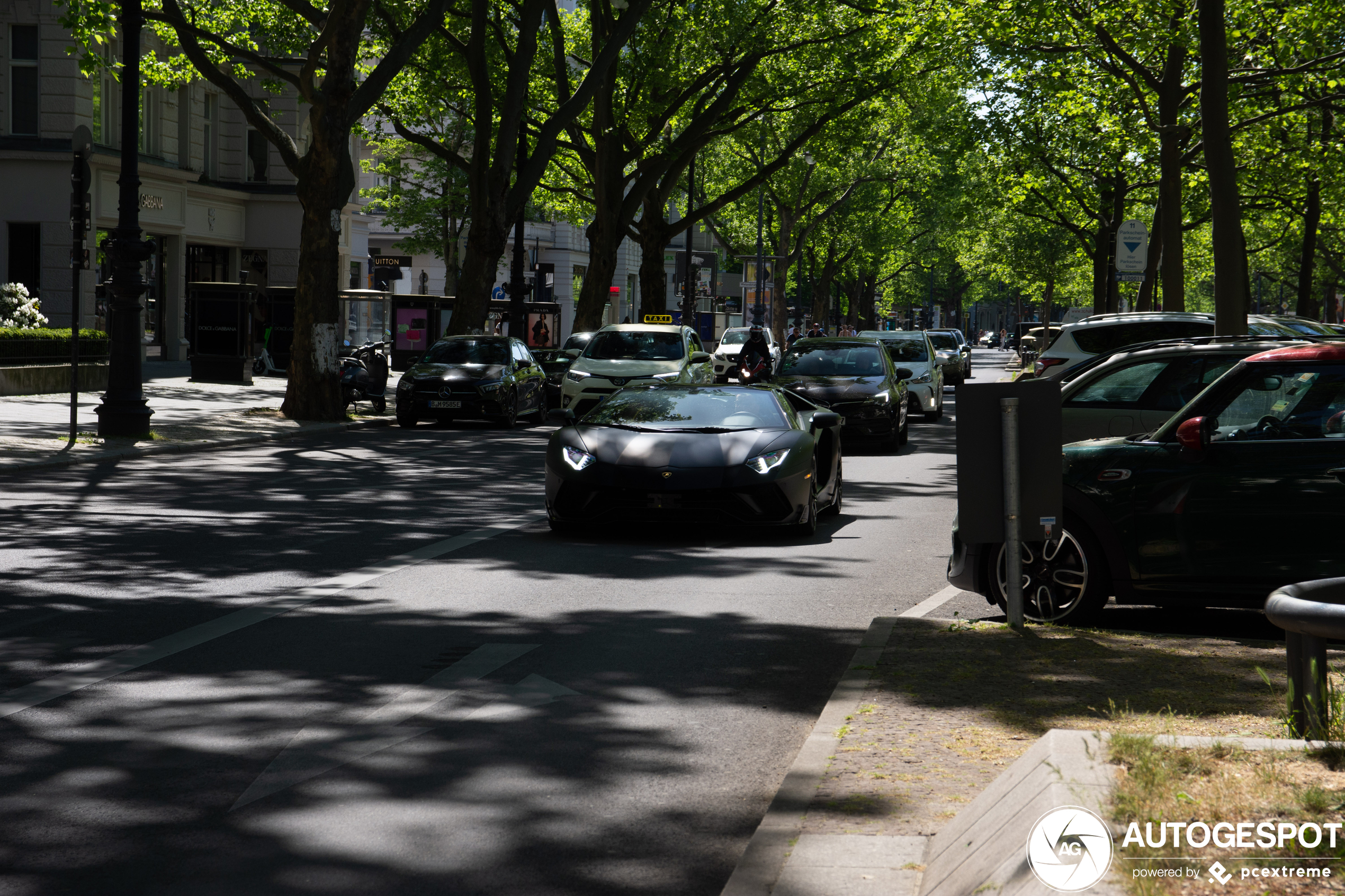 Lamborghini Aventador S LP740-4 Roadster Mansory