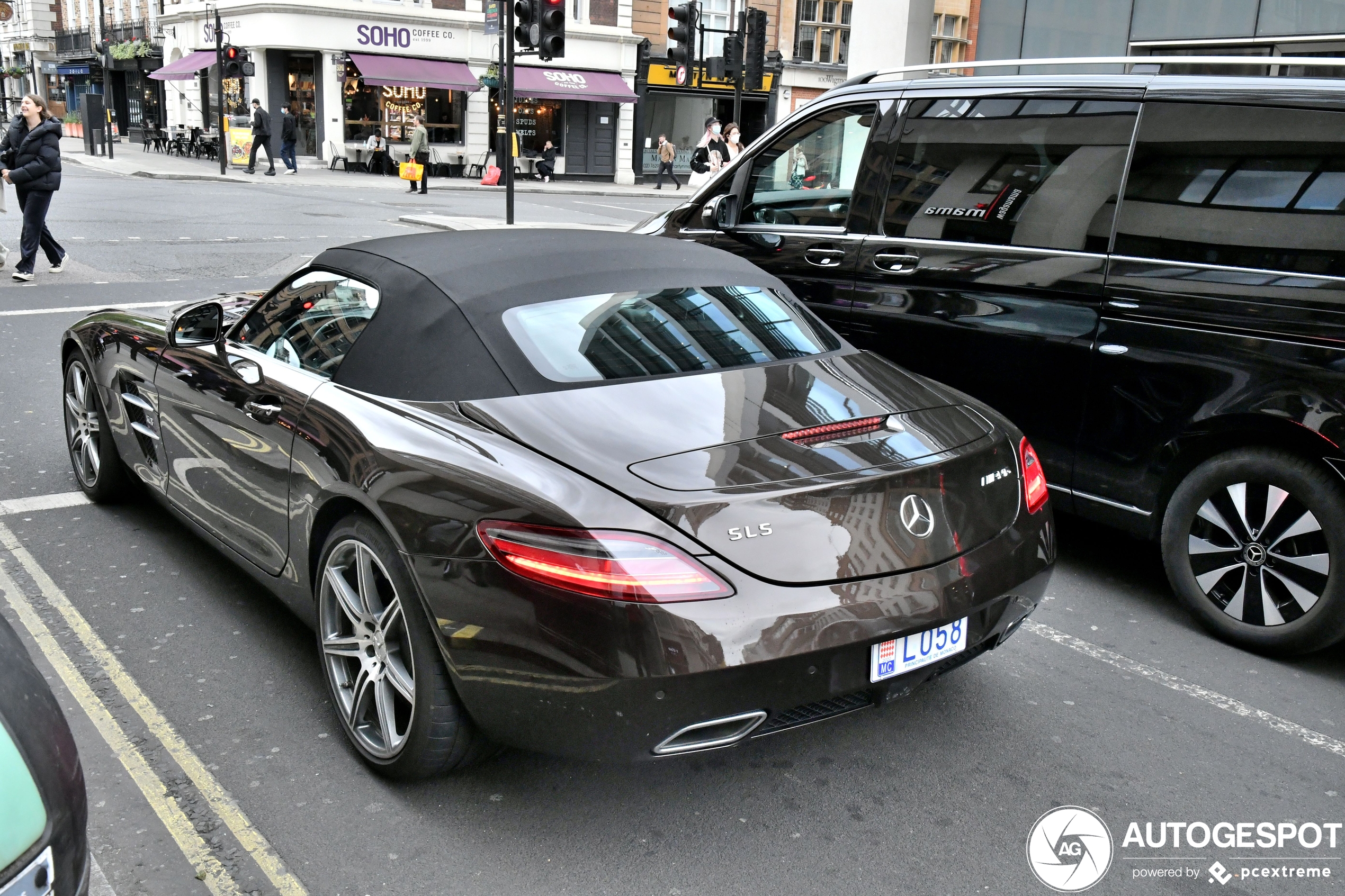 Mercedes-Benz SLS AMG Roadster