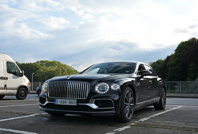 Bentley Flying Spur V8 2021