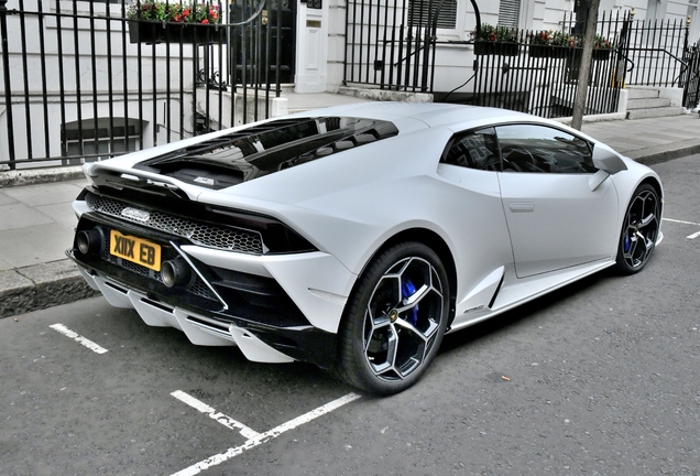 Lamborghini Huracán LP640-4 EVO