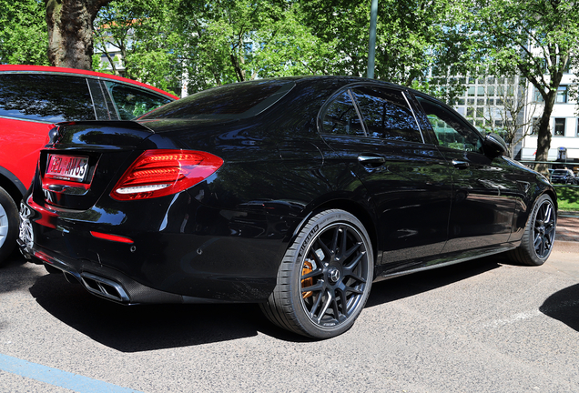 Mercedes-AMG E 63 S W213