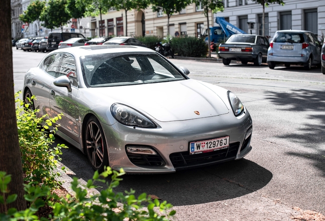 Porsche 970 Panamera GTS MkI