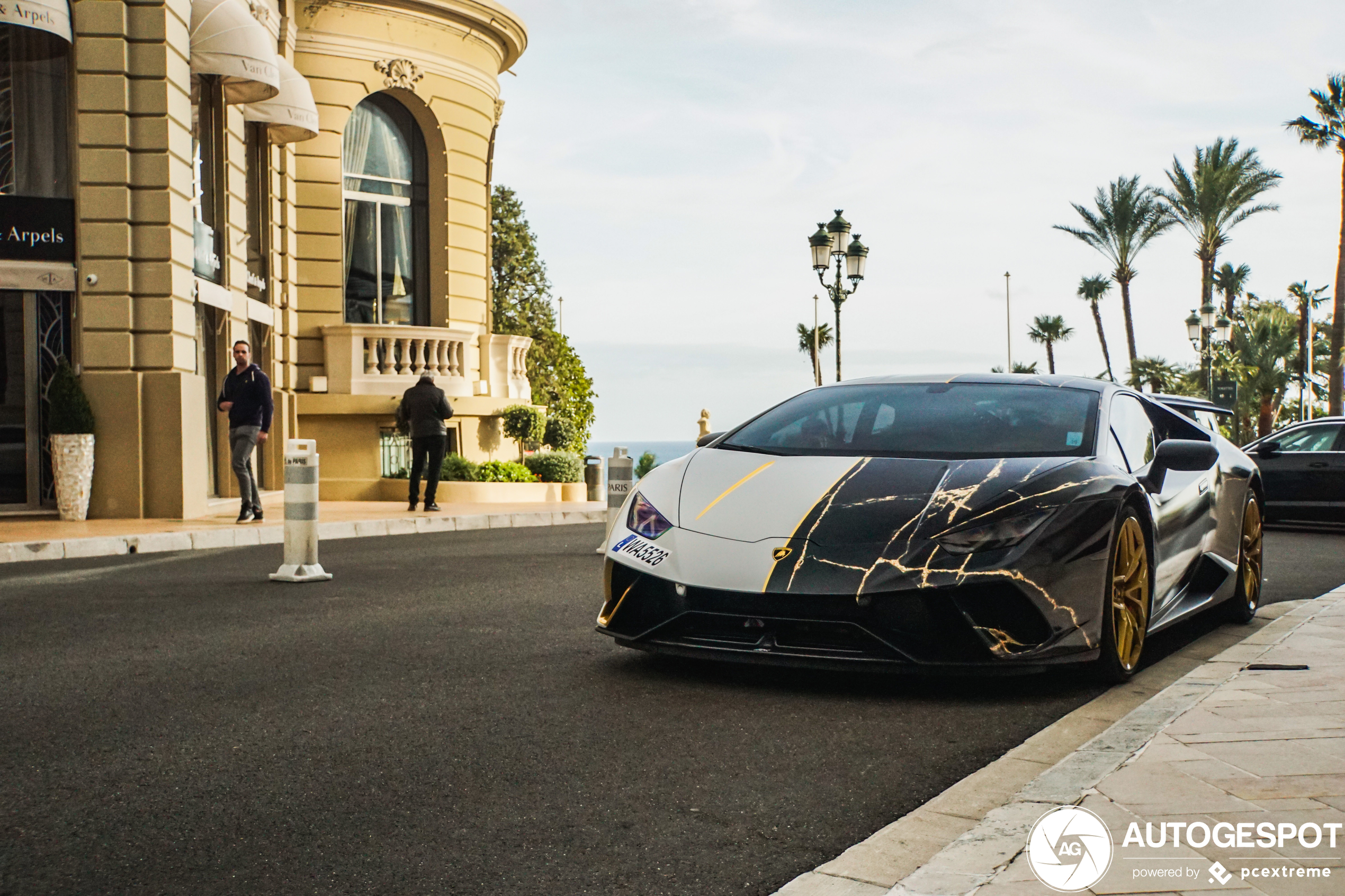 Lamborghini Huracán LP640-4 Performante