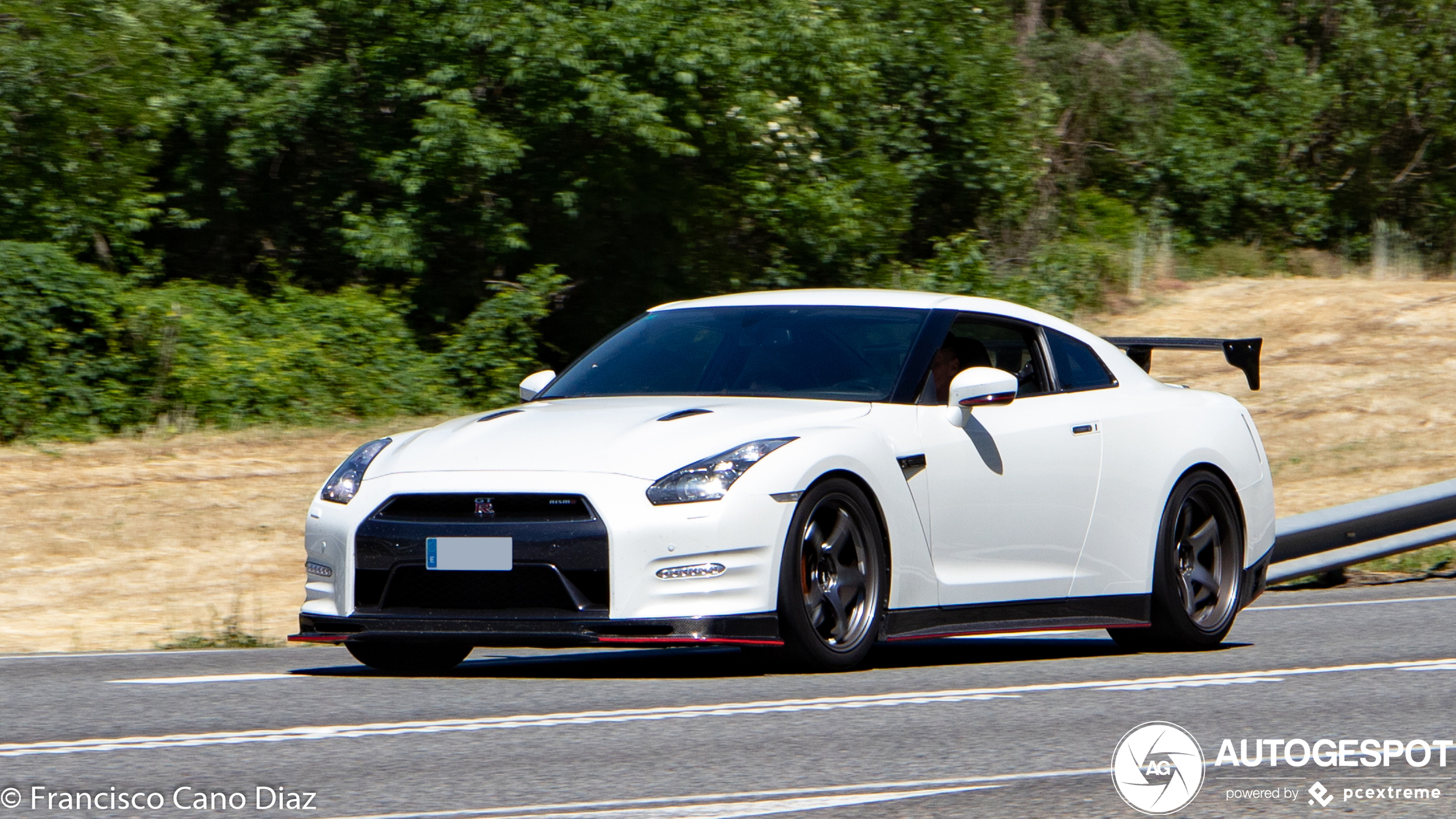 Nissan GT-R 2012