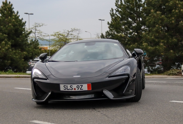 McLaren 570S