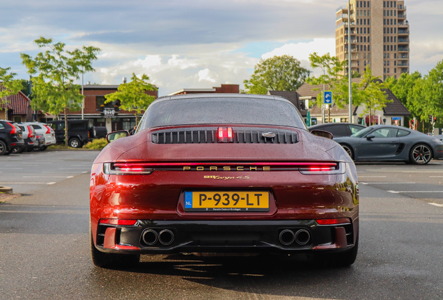 Porsche 992 Targa 4S Heritage Design Edition