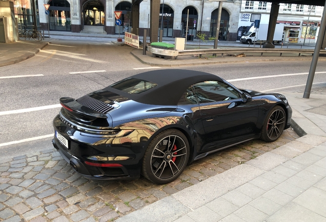 Porsche 992 Turbo S Cabriolet