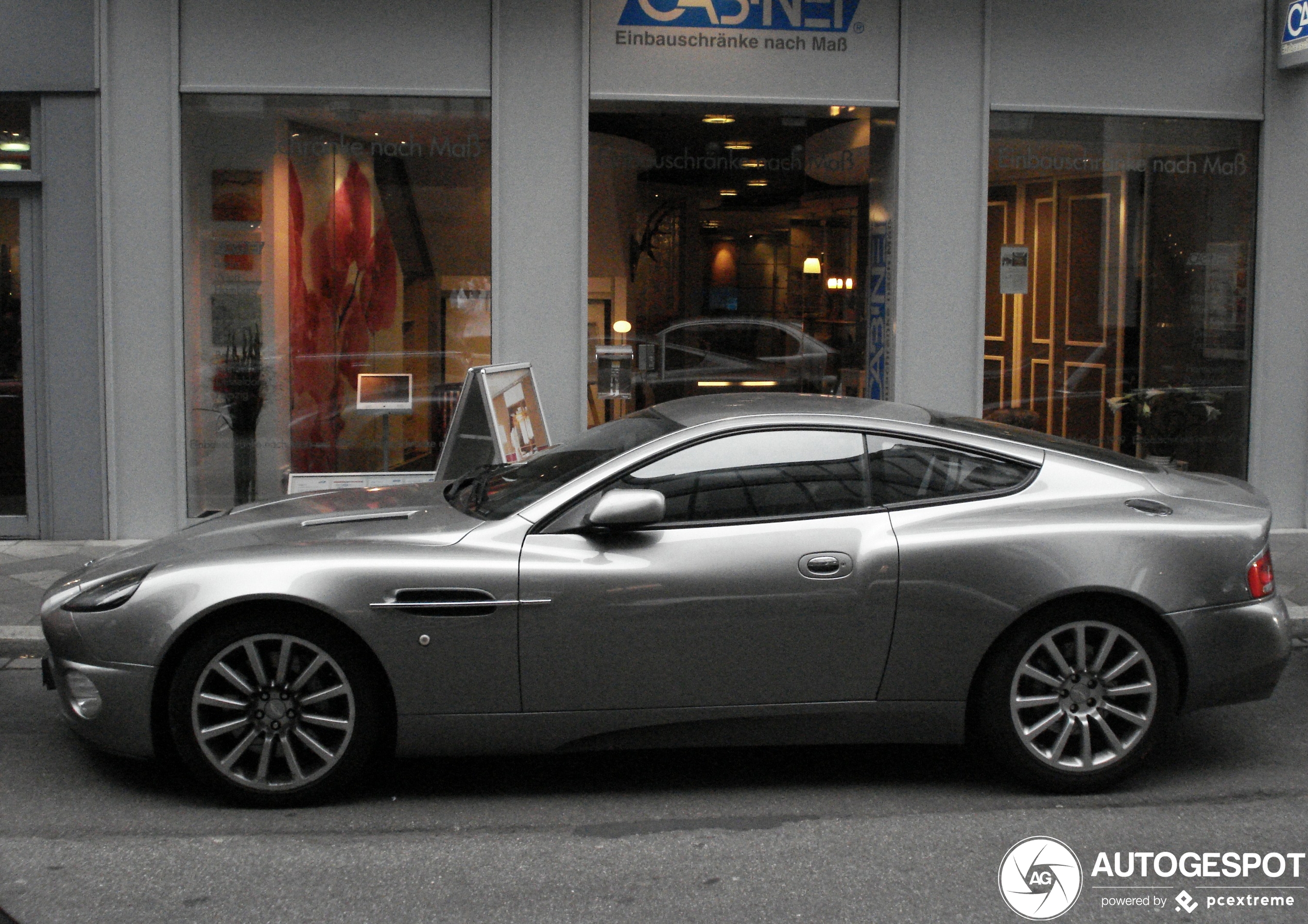 Aston Martin Vanquish