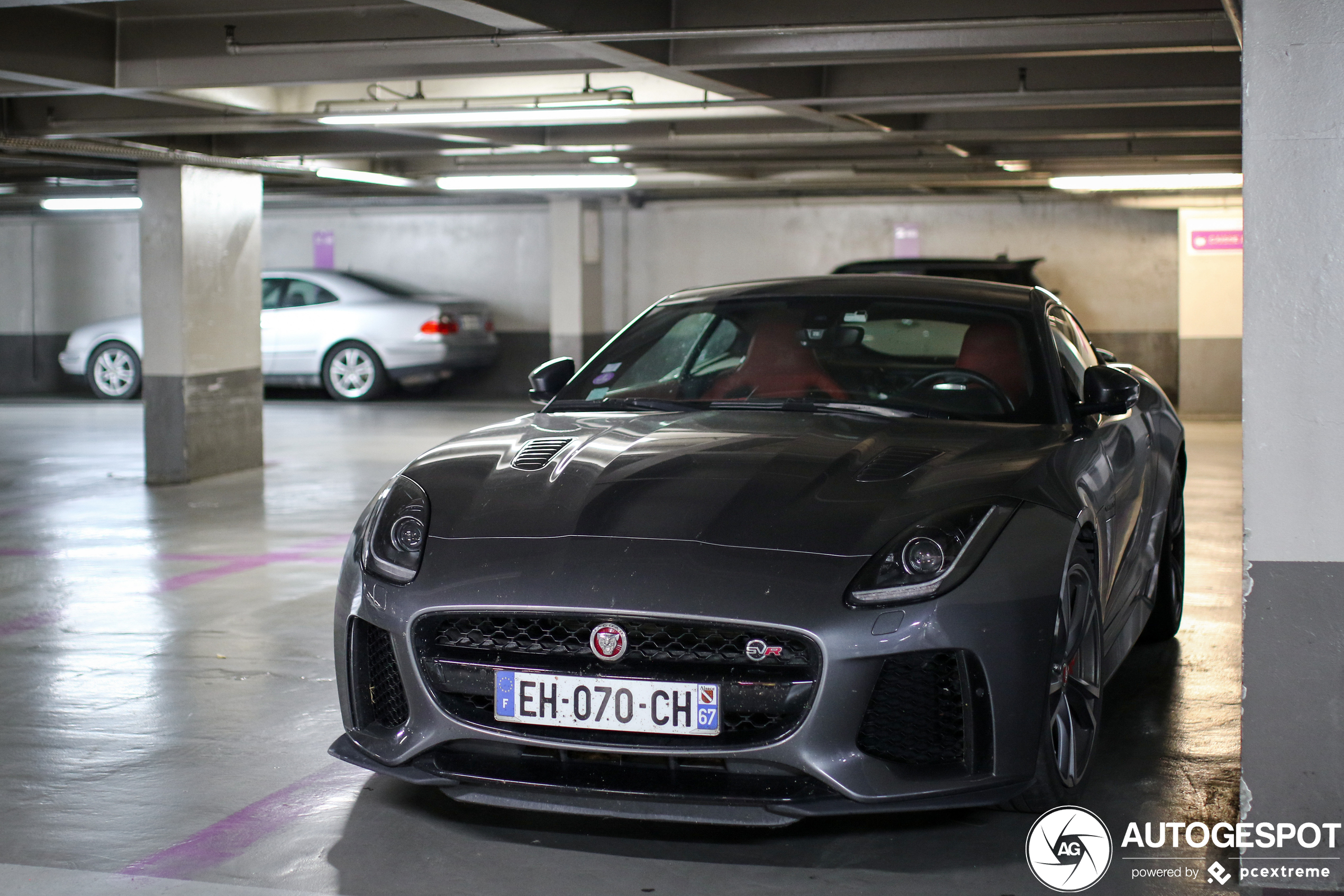 Jaguar F-TYPE SVR Coupé